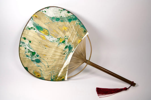 Lacquer Bamboo Fan - Traditional Chinese Craftsmanship